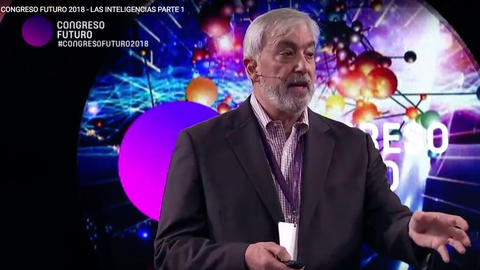Brian D. Farrell presenting at Congreso Futuro 2018